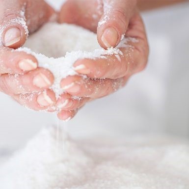 notti-di-scuro-mani-sale